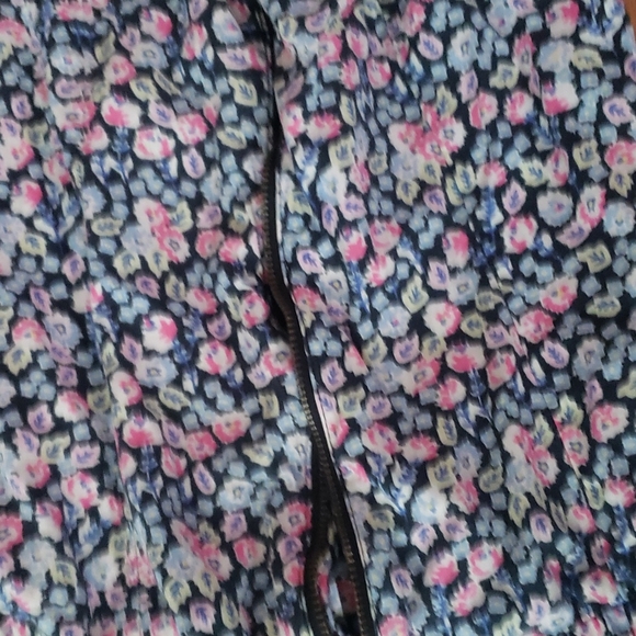 Romper - Picture 2 of 5